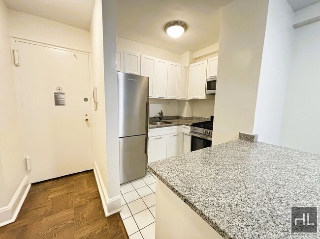 Building Photo - East 79th Street