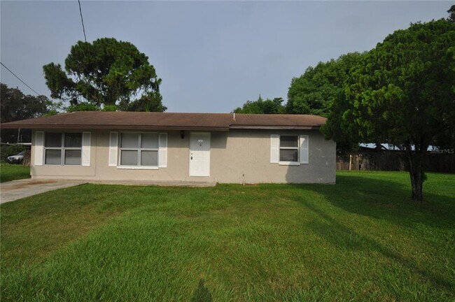 Building Photo - 1624 Merrick Rd