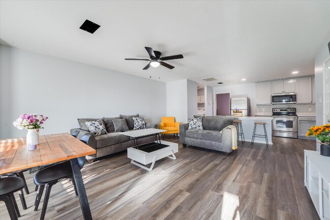 Photo - 23311 Richards Rd