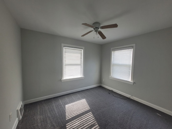 Photo - 3781 Grosvenor Rd