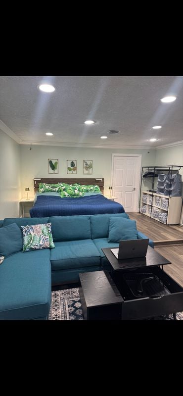 714 NW 7th St