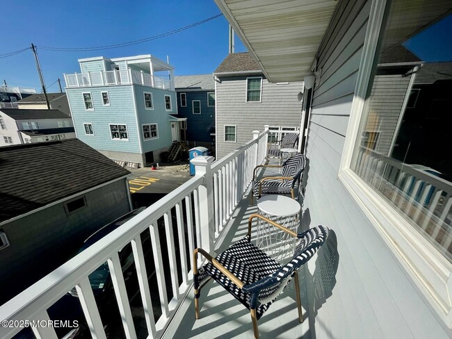 Photo - 23 E Surf Way