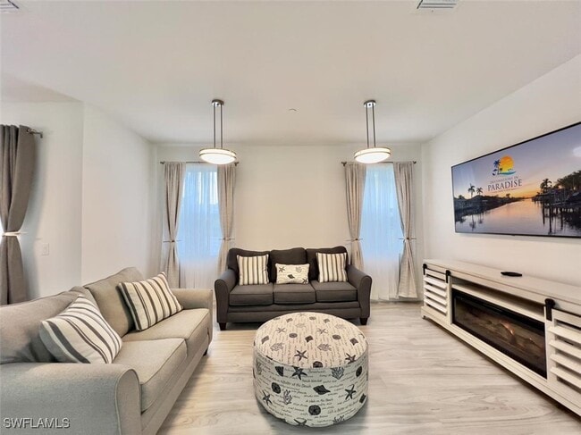 Building Photo - 5865 Shell Cove Drive