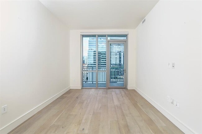 Photo - 222 West Ave Unit 1603
