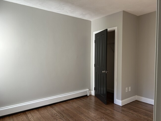 Photo - 18 Ashcroft St Unit 301