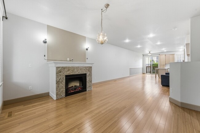 Photo - 1906 NE 48th Way