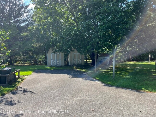 Photo - 48 Burr St