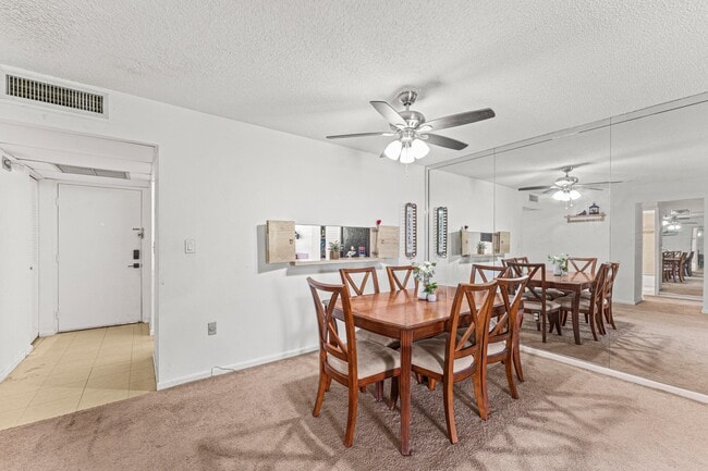 Photo - 866 SW 9th St Unit 201