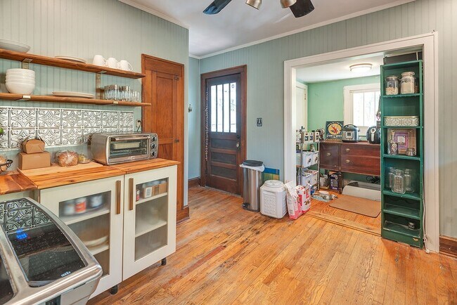 Photo - 392 Sulphur Springs Rd