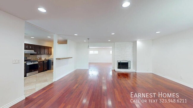 Photo - 17155 Donmetz St