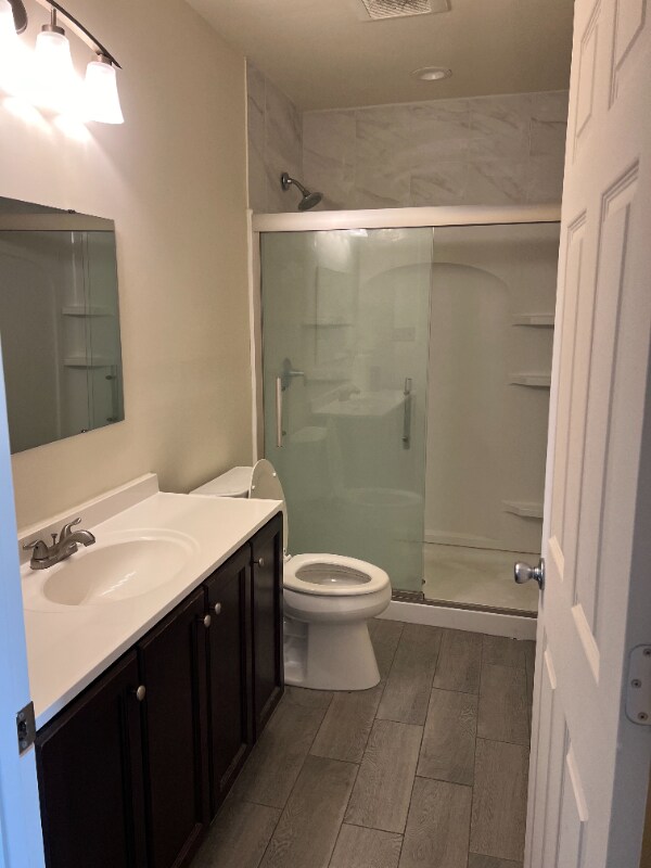 Photo - 2700-2702-2702 N Stowell Ave Unidad 2702