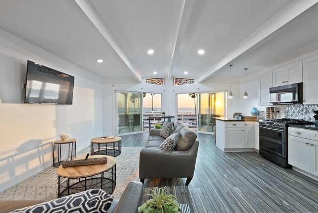 Photo - Fully Furnished, Oceanfront Boardwalk in Newport Beach