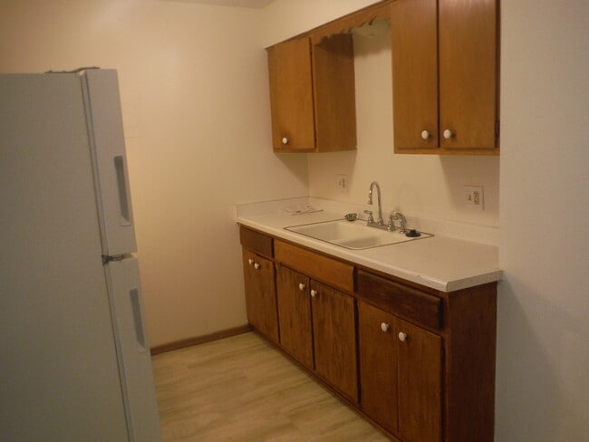 Buron Circle Apartments - Buron Circle Apartments