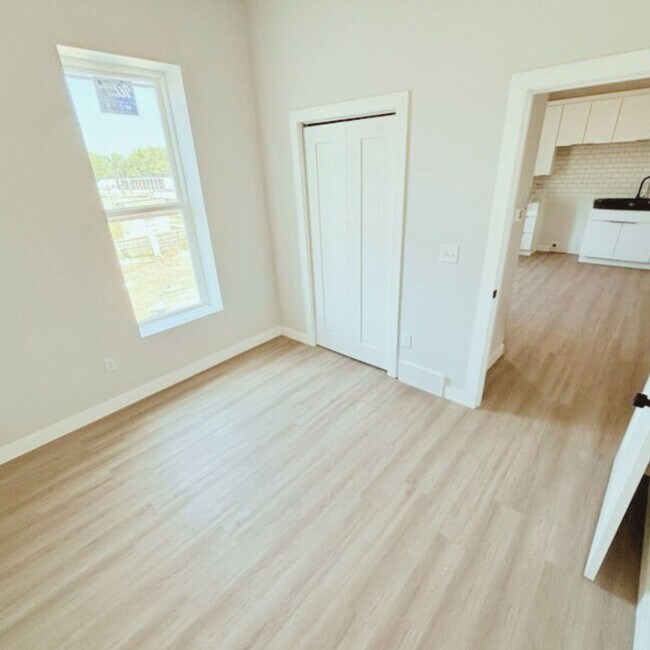 Photo - Monona Flats: Old Charm Meets New