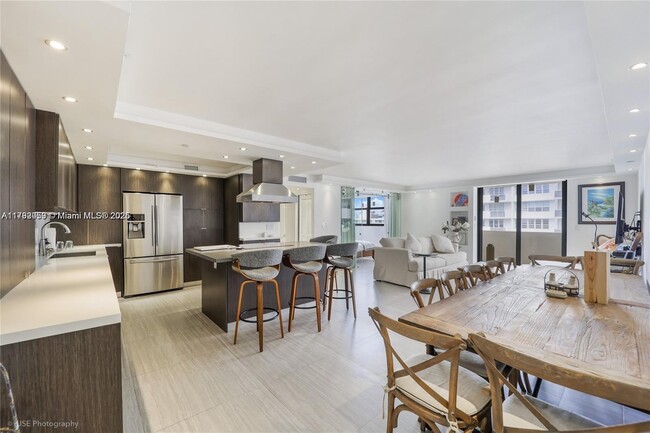 Photo - 1621 Collins Ave House