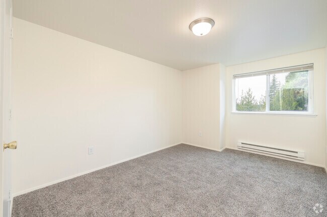 2BR, 1BA - 860SF - Bedroom