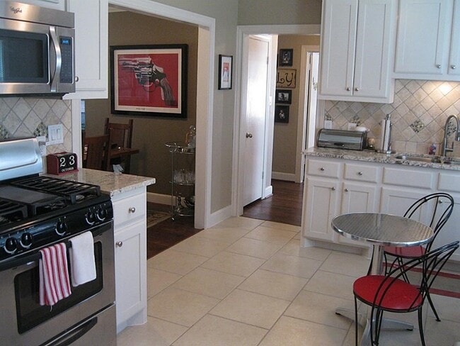 Photo - 4033 Woodcraft St