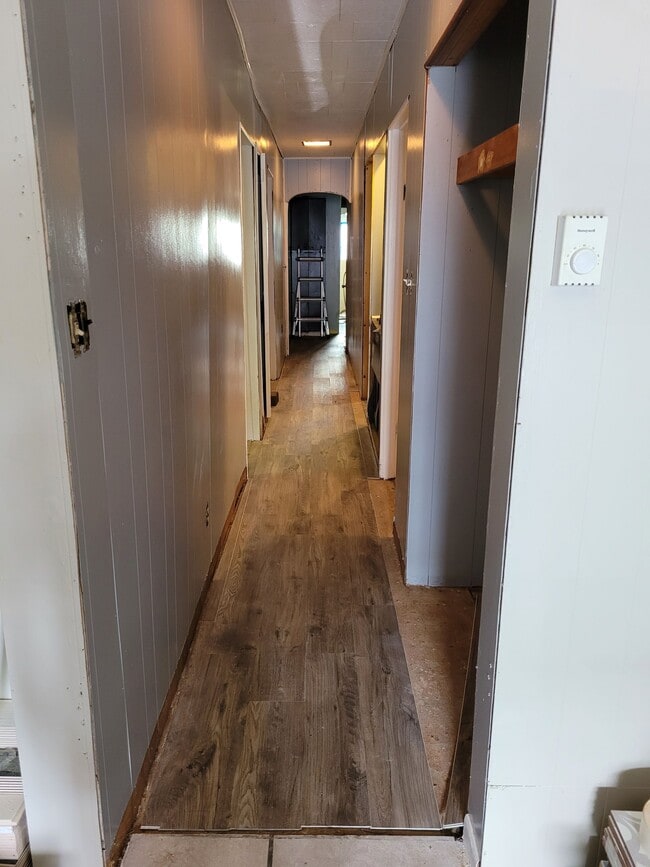 Pasillo - Vista al lavadero/cocina/comedor - 509 W Centre St Unidad 509W.CenterSt.