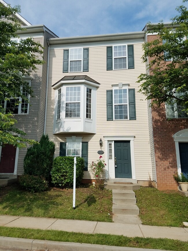 Building Photo - 2589 Carrington Way