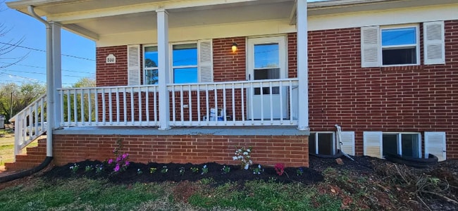 Photo - 1109 Sunset St Apartment Unit 800 ST JAMES CHURCH RD