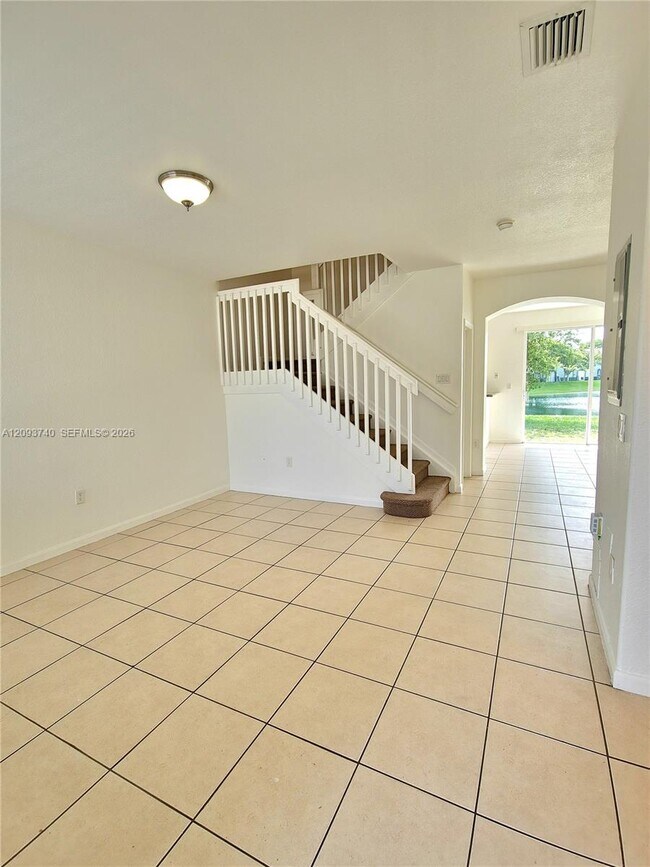 2818 SE 16th Ave Unit 118