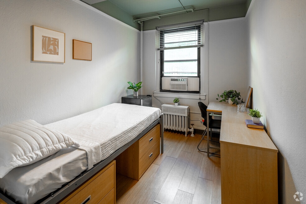Single Occupancy Unit (Furniture Included)