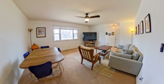 Photo - 3D Tour Available + 2-Bonus Rooms + Granite Countertops- Available June 4th!