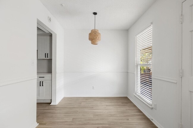 Photo - The Riverview