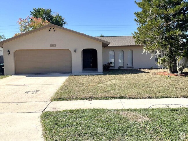 Building Photo - 732 Woodvalley Way Rental