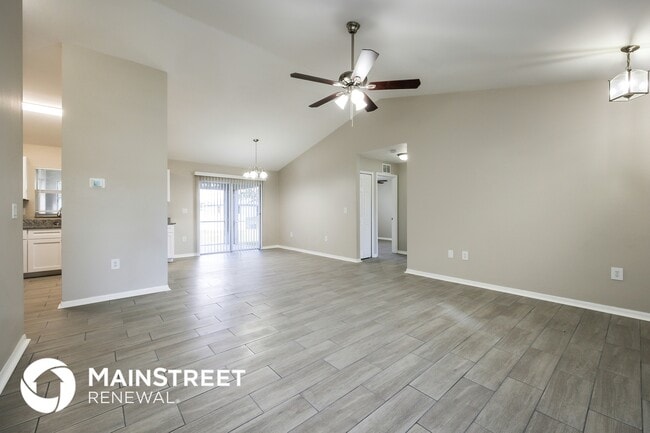 Photo - 3814 21st St SW