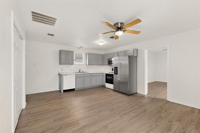 Photo - 150 Lobo Ln Unit B