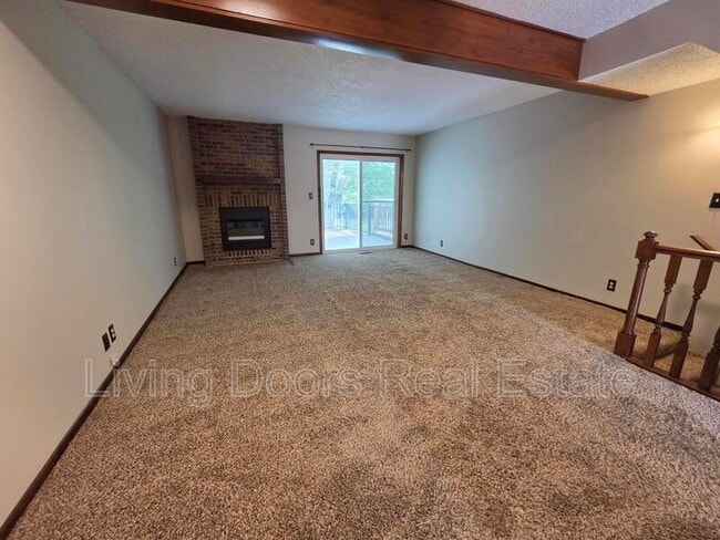 Photo - 2335 Southwood Pl