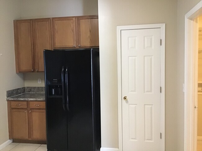 Photo - 2038 Belhaven Dr