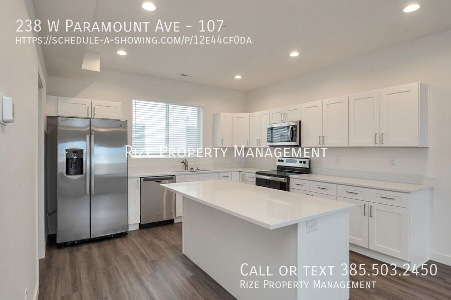Photo - Luxury Location