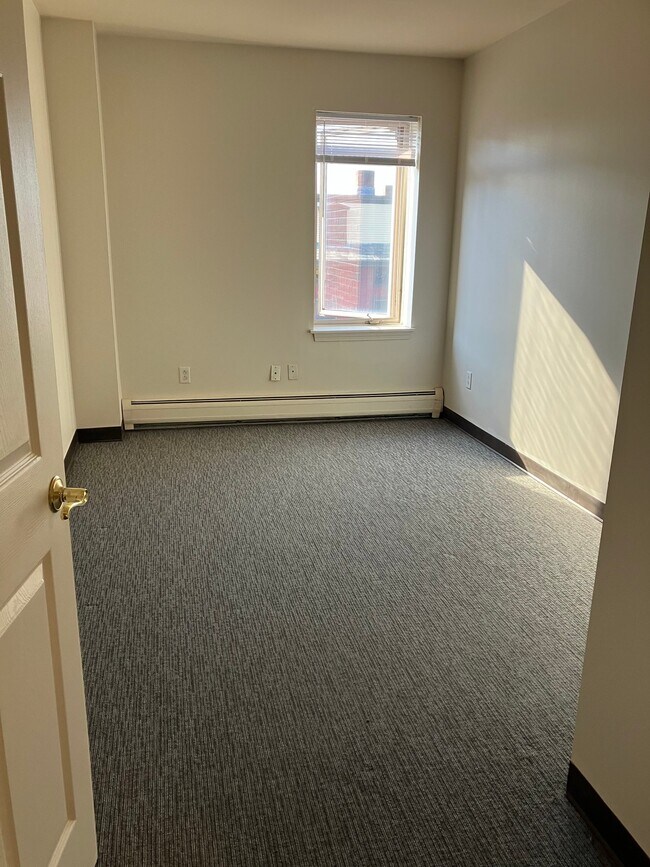 90 Pearl St Unit 301