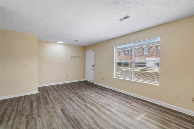 Photo - 133 Clover Valley Cir