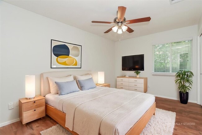 Photo - 1918 Gracy Farms Ln