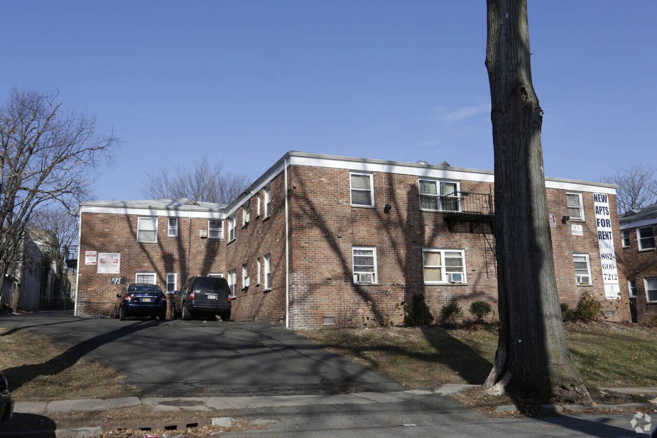 Photo - 47-61 Bross Pl