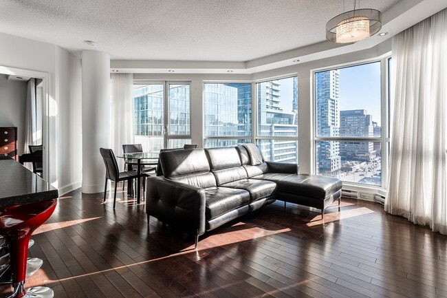 Photo - 1100 Rue de la Montagne Unit 1505