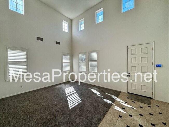 Photo - 7401 Roundhill Pl