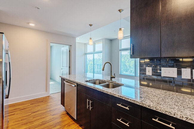 Environs Lofts at East 54