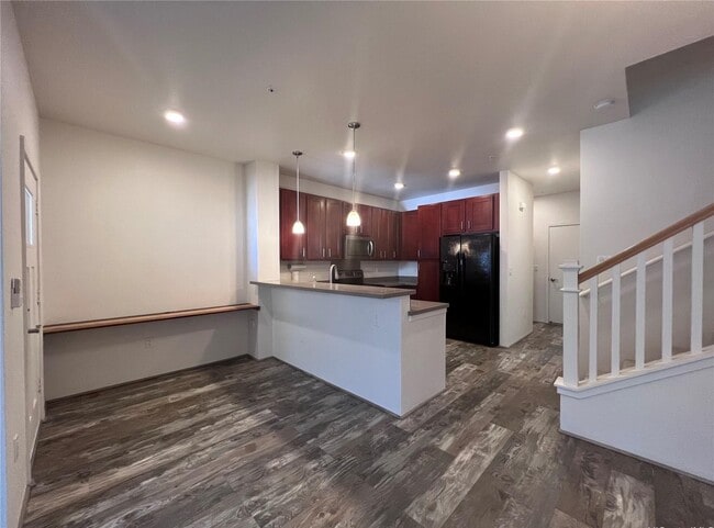 Photo - 550 Kamaaha Ave