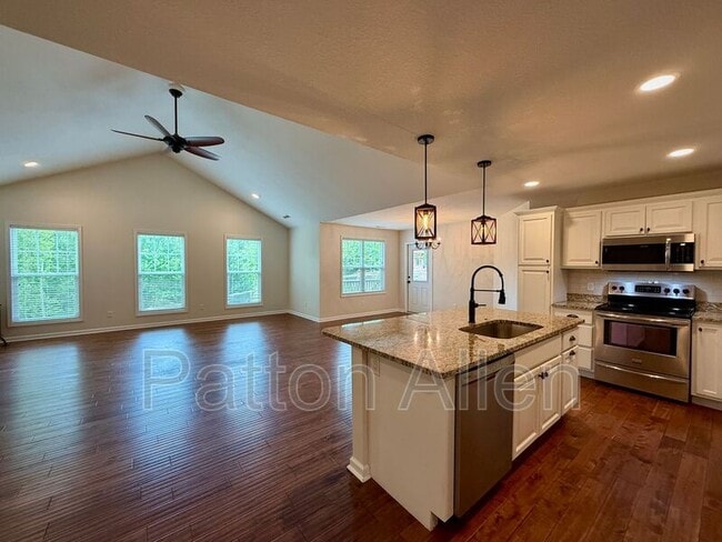Photo - 47 Parrot Rd