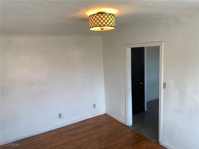 Photo - 4889 Turney Rd