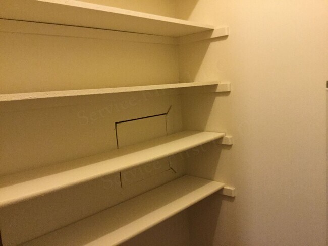 Photo - Sommerfield Apartments Unit 02