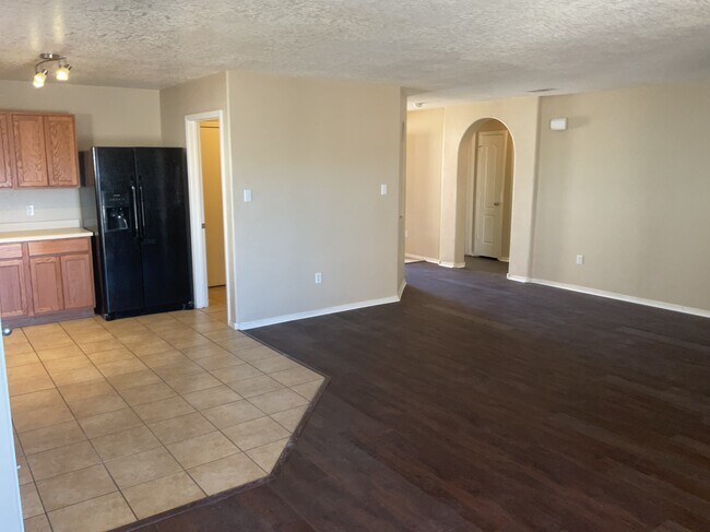 Photo - 3753 Havasu Falls St NE