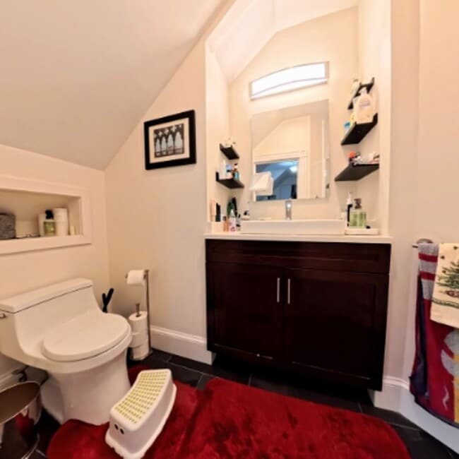 Photo - Large Unit in brookline Village, In-Unit Washer and Dryer, One Parking Space is Included