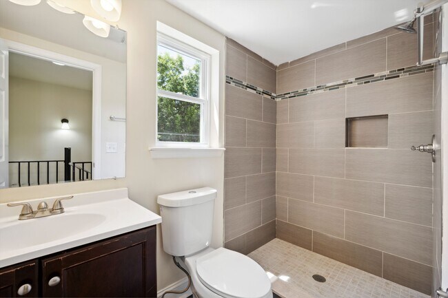 Photo - 2129 N 17th St Unit C