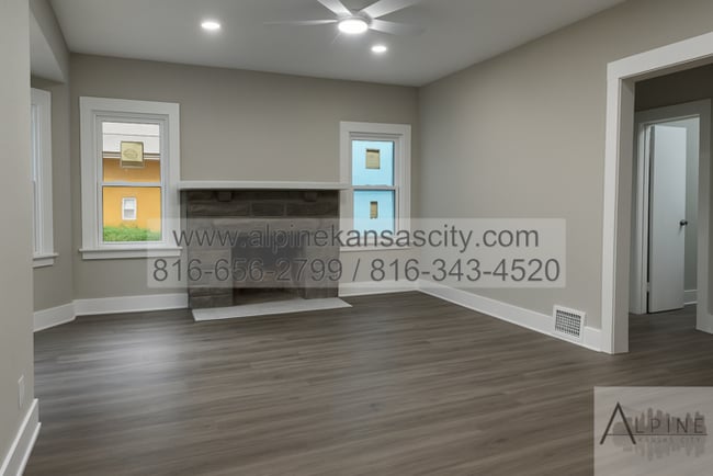 Photo - Beautiful Midtown Rehab! Main Floor Primary!