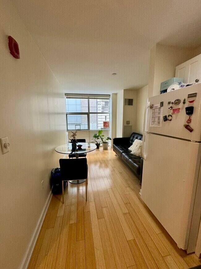 41 Boylston St Unit 602